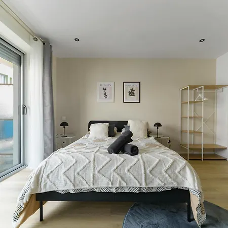 Residence Louis B - Appartements Design Et Climatises Avec Parking *