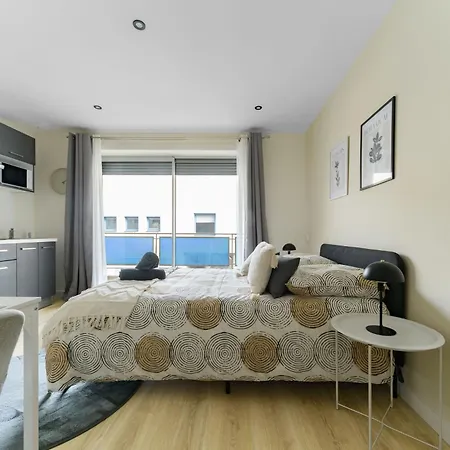 Residence Louis B - Appartements Design Et Climatises Avec Parking Vichy