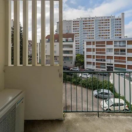 Residence Louis B - Appartements Design Et Climatises Avec Parking