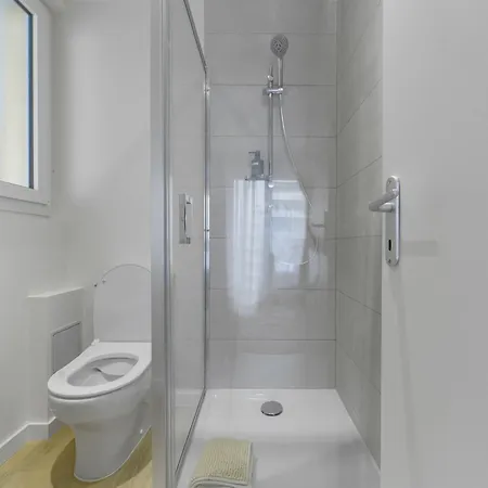 Holiday home Residence Louis B - Appartements Design Et Climatises Avec Parking *