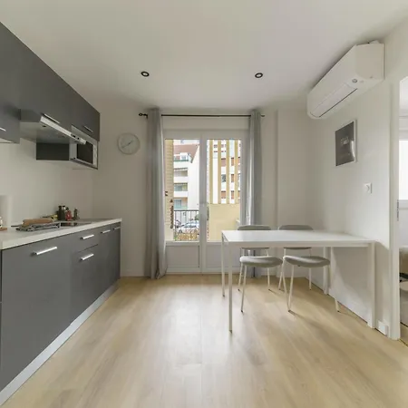Residence Louis B - Appartements Design Et Climatises Avec Parking Vichy