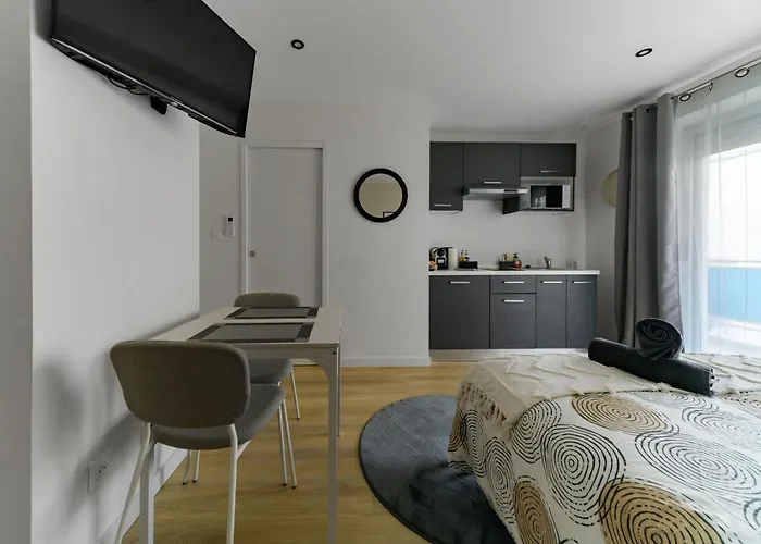 Louis B - Design Et Climatises * 维琪