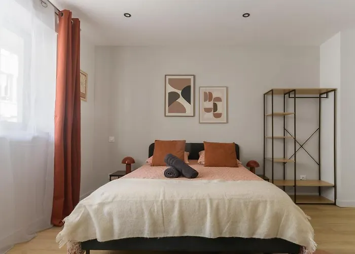 Louis B - Design Et Climatises * Vichy