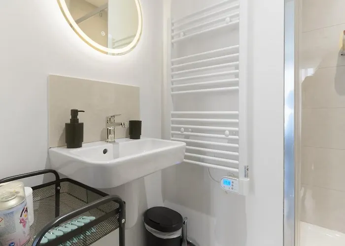 Louis B - Design Et Climatises Apartman *