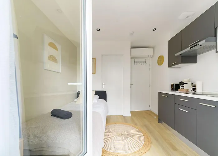 Louis B - Design Et Climatises Apartman Vichy