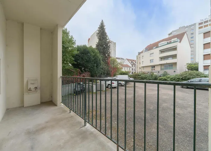 Louis B - Design Et Climatises Apartman *